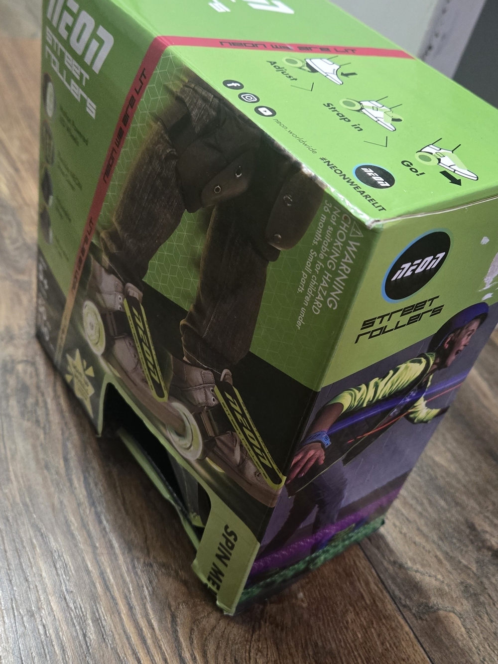 NEON Street Rollers Boxed Inline Skates - Neon Green